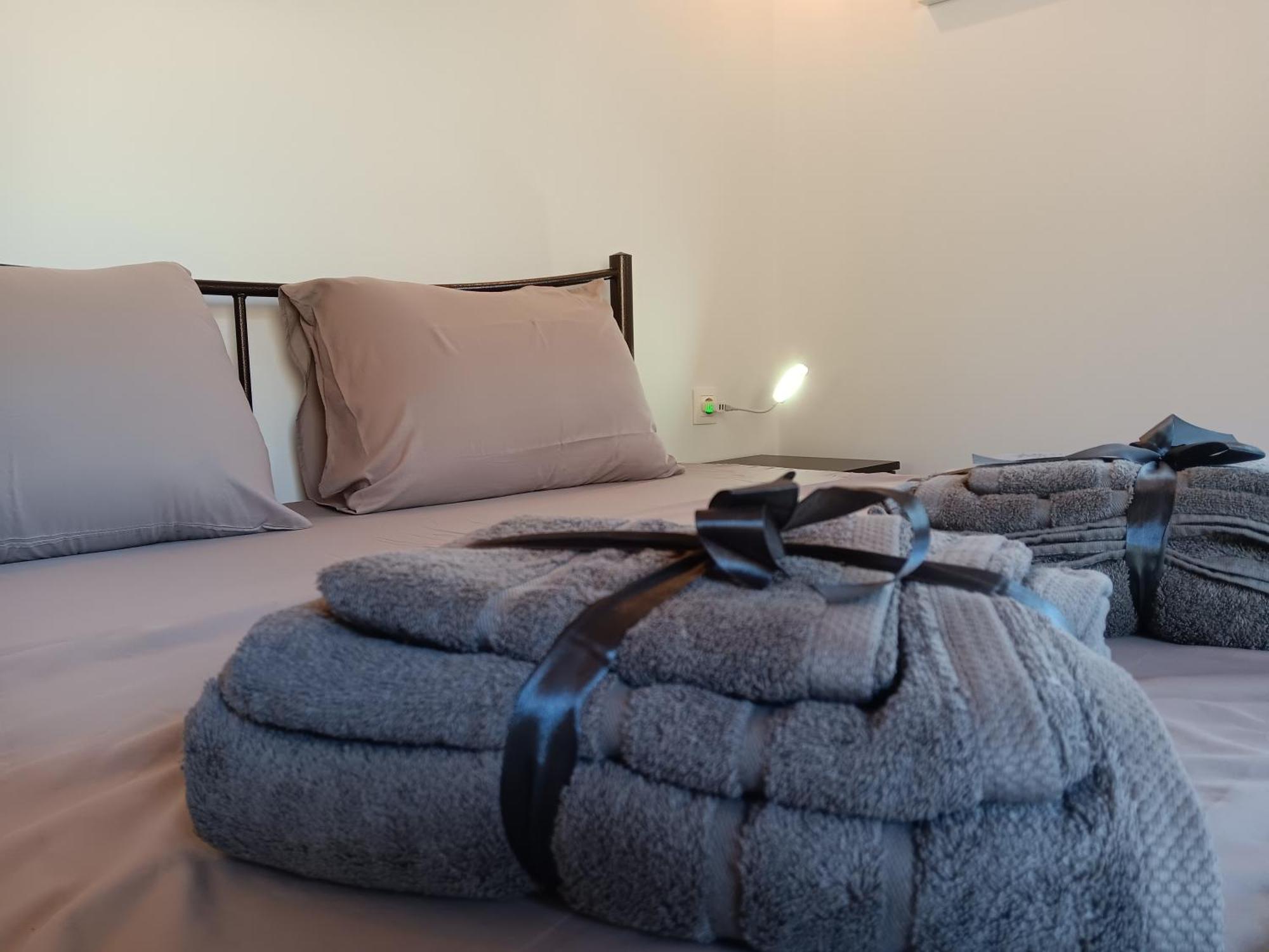 Tolis Rooms Himare Exterior foto