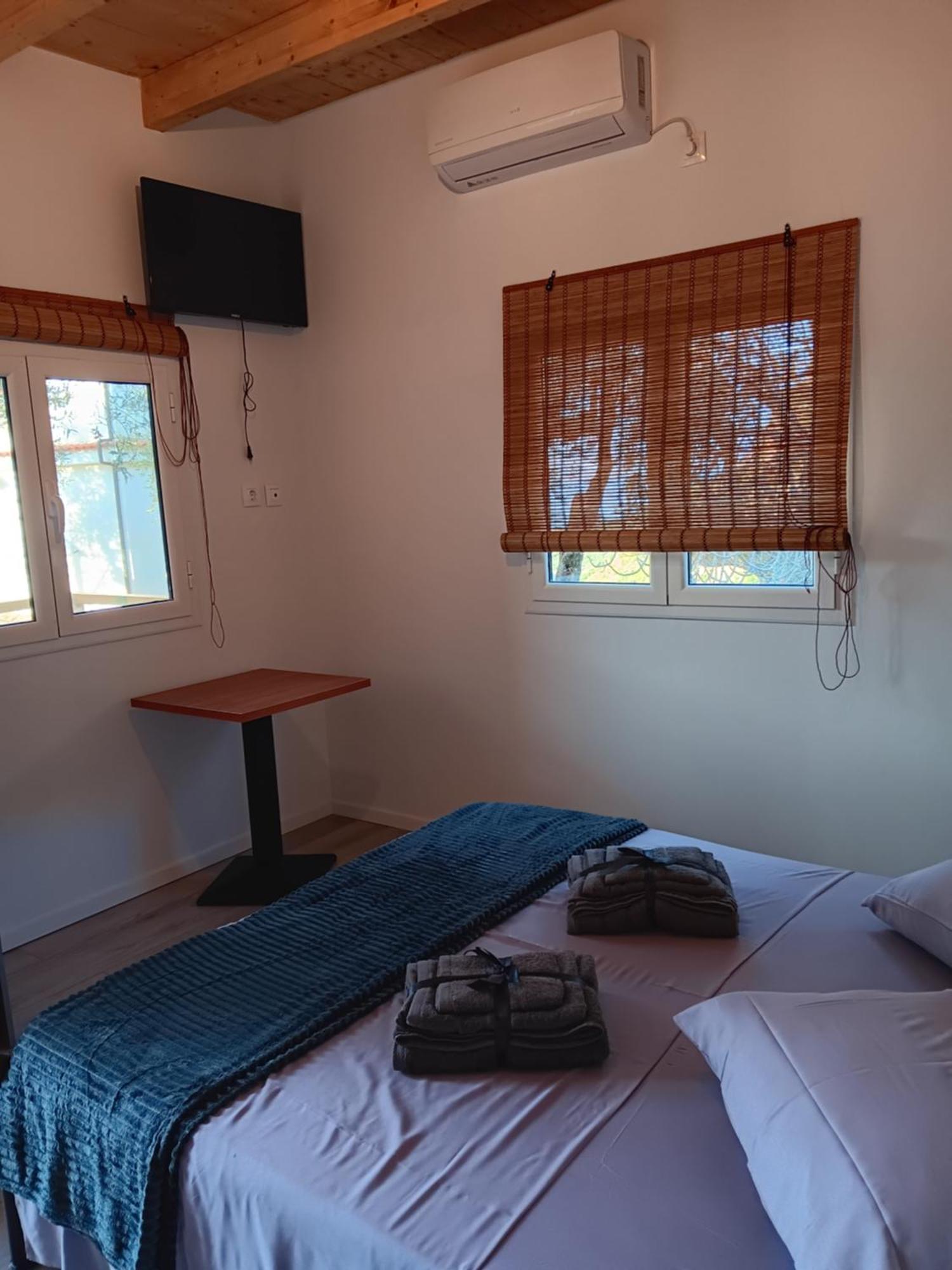 Tolis Rooms Himare Exterior foto