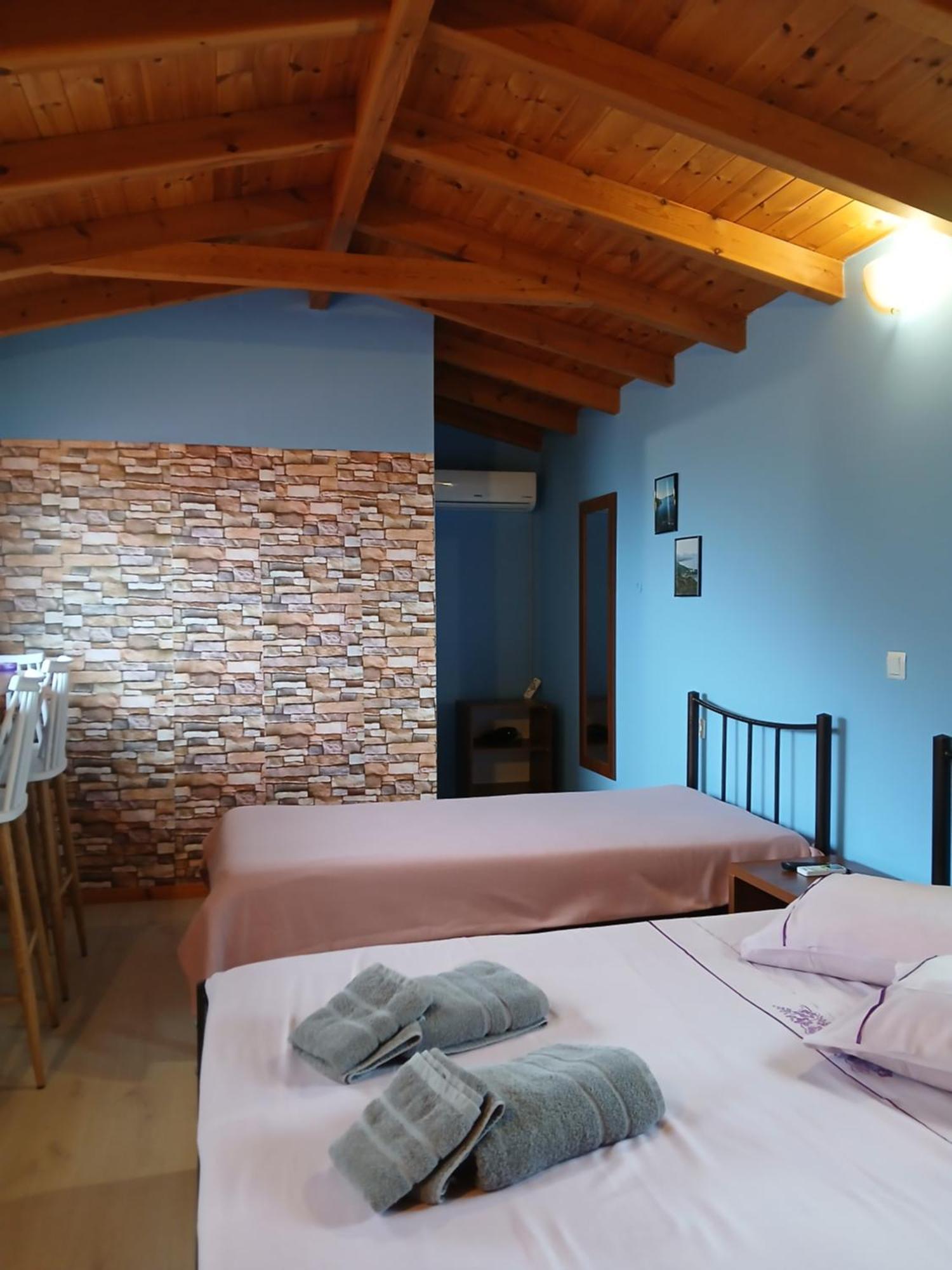 Tolis Rooms Himare Exterior foto