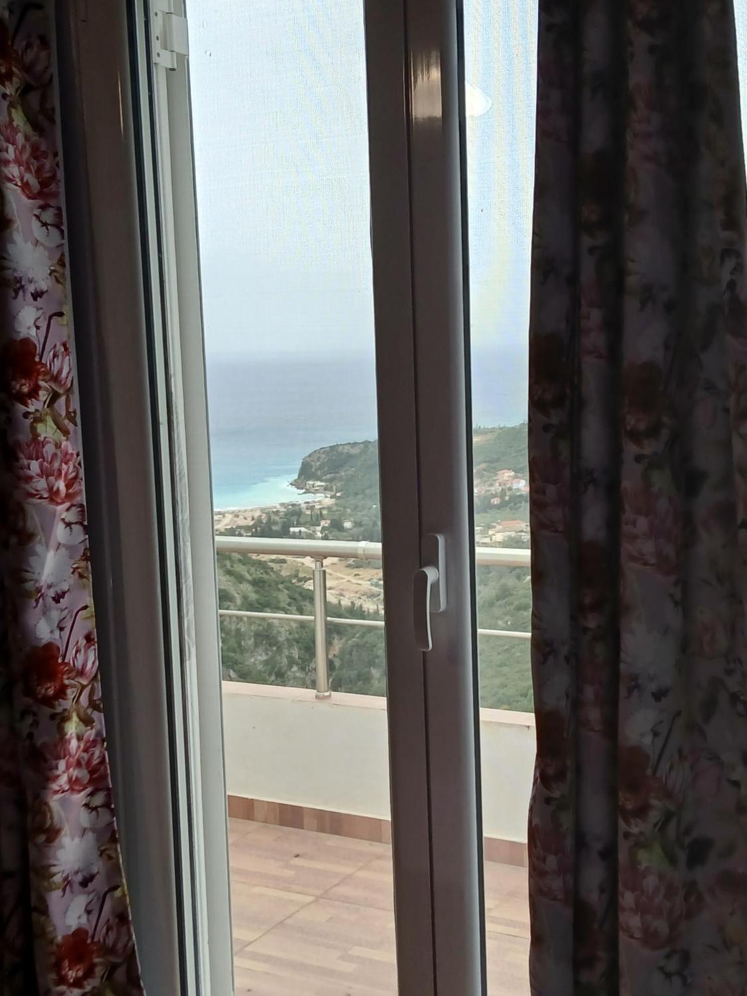 Tolis Rooms Himare Exterior foto